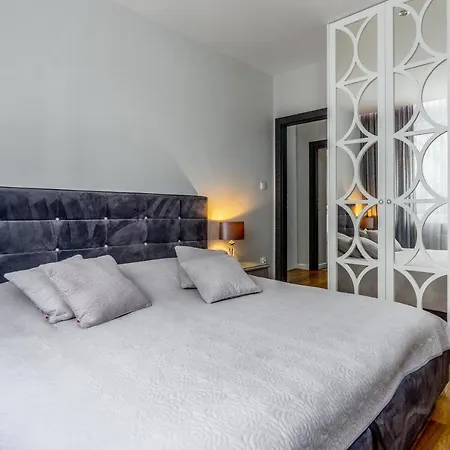 Monte Apartment
